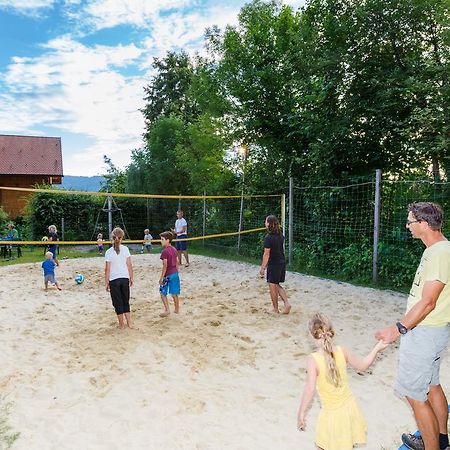 Oeko Feriendorf Schlierbach Exteriör bild