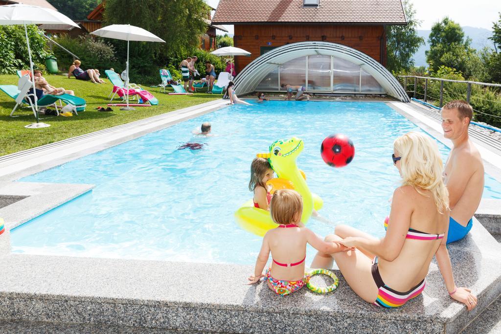 Oeko Feriendorf Schlierbach Exteriör bild